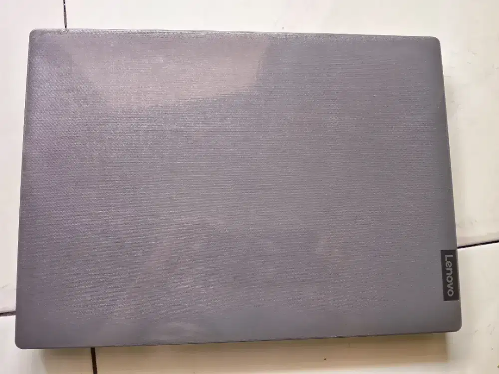 Dijual laptop Lenovo V14 ADA