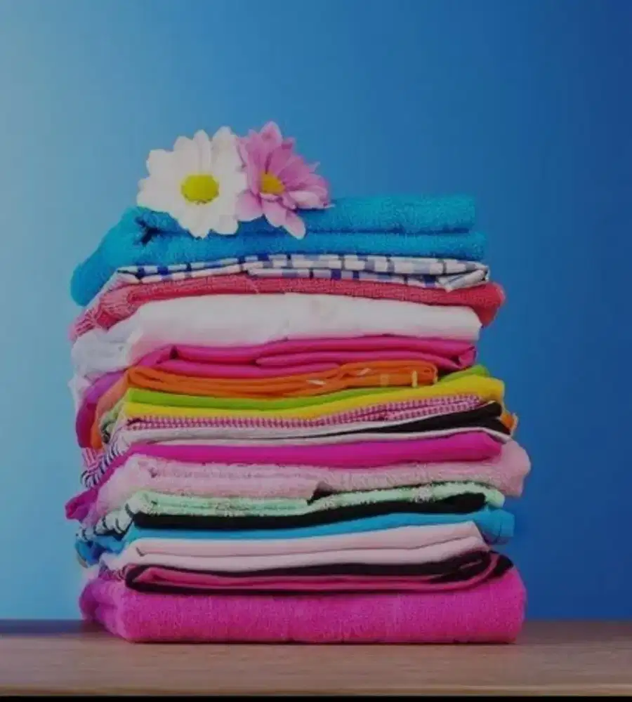 DIbutuhkan pekerja di laundry, khusus wanita Bagian setrika uap