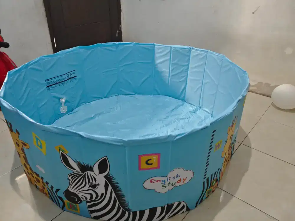 Kolam Renang Lipat Anak Diameter 120 CM
Kolam Renang Anak Murah Kolam