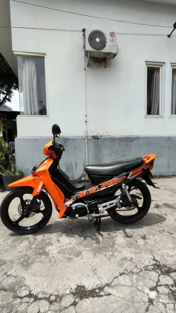 Yamaha fiz r 2002