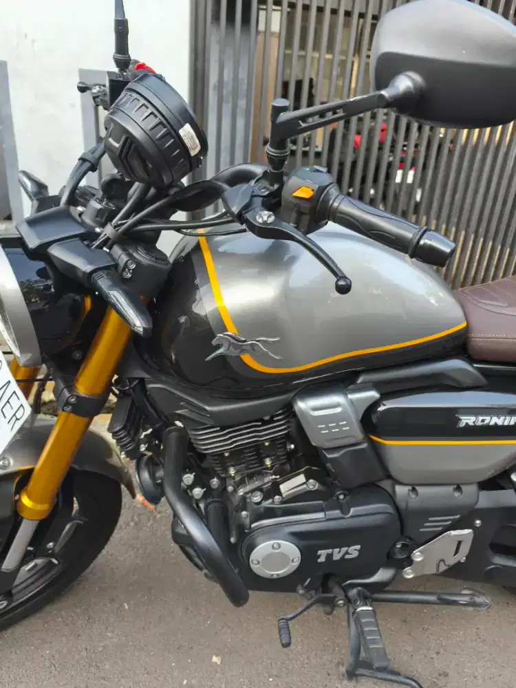 TVS Ronin 225 TD tipe tertinggi