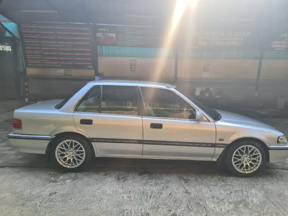 Dijual honda grand civic 1990