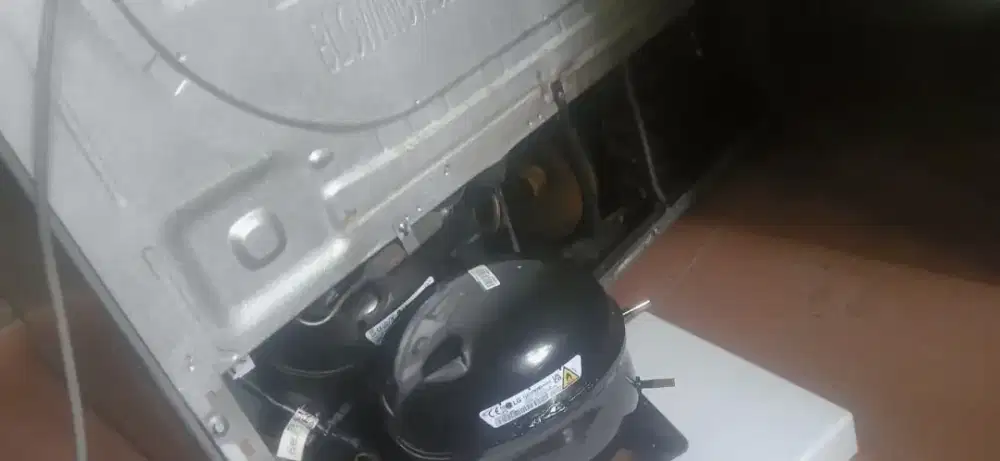 Setvis ac,kulkas,mesin cuci