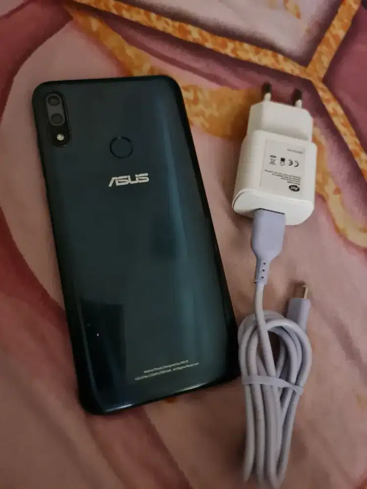 Asus zen maxpro M2