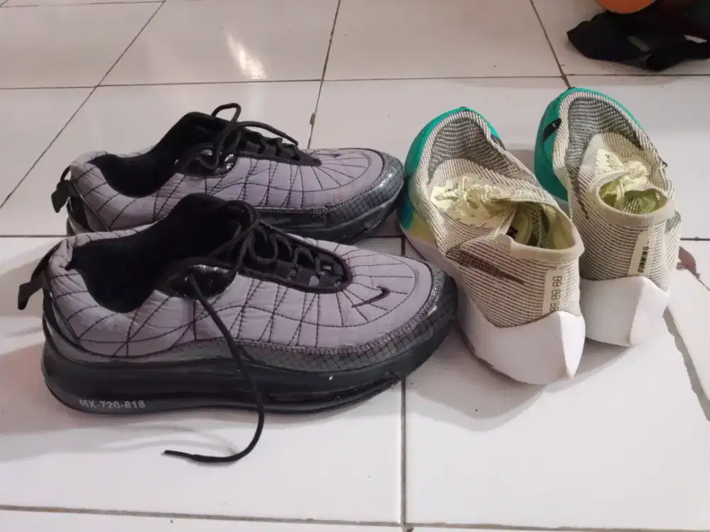 Jual cepat buy 1 get 1 sepatu joging, Nike fapor fly dan Nike air max