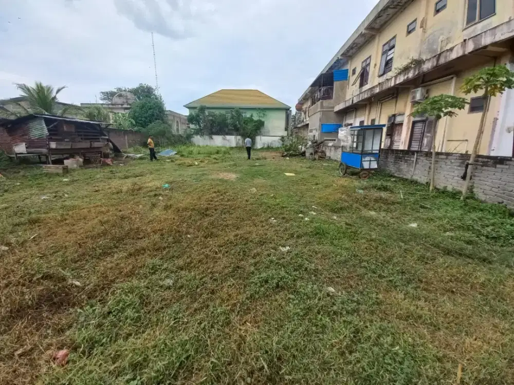 TANAH INI DIJUAL