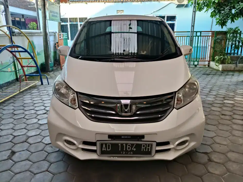 Freed E PSD 2013 AC dobel blower istimewa