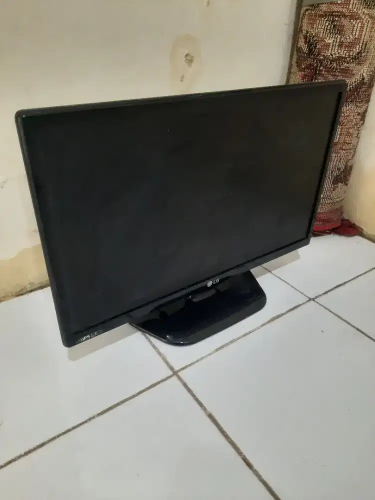 Tv led LG 22 inch ANALOG