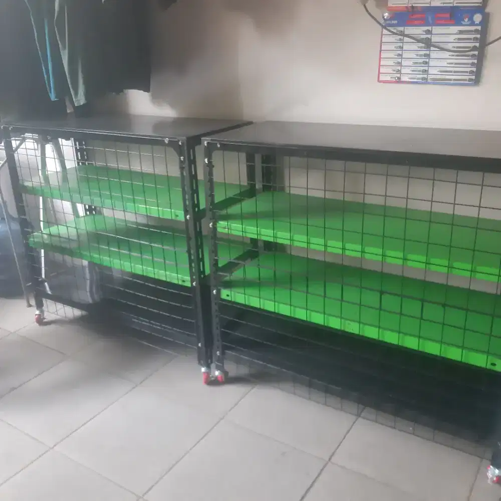 Rak besi rak barang rak toko