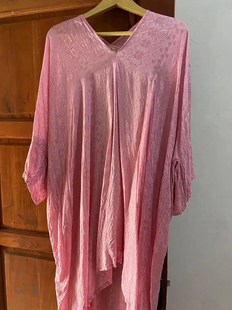 Blouse kaftan untuk ondangan