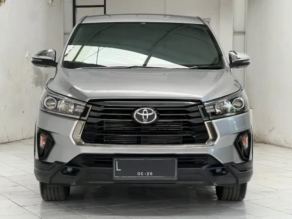 INNOVA VENTURER DIESEL 2021 ANTIK