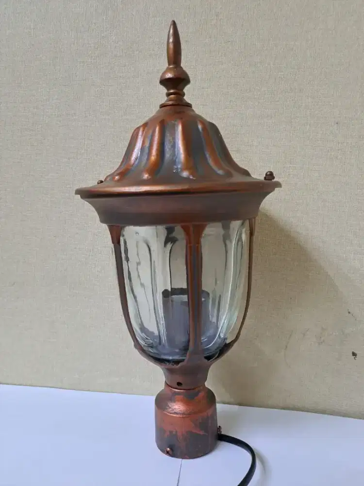 Lampu Taman Klasik