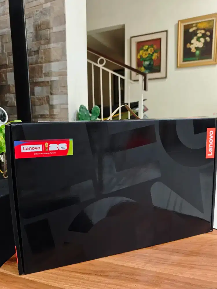 Laptop Lenovo Legion Pro 7I Fifa World Cup Edition RTX5070TI x rog msi