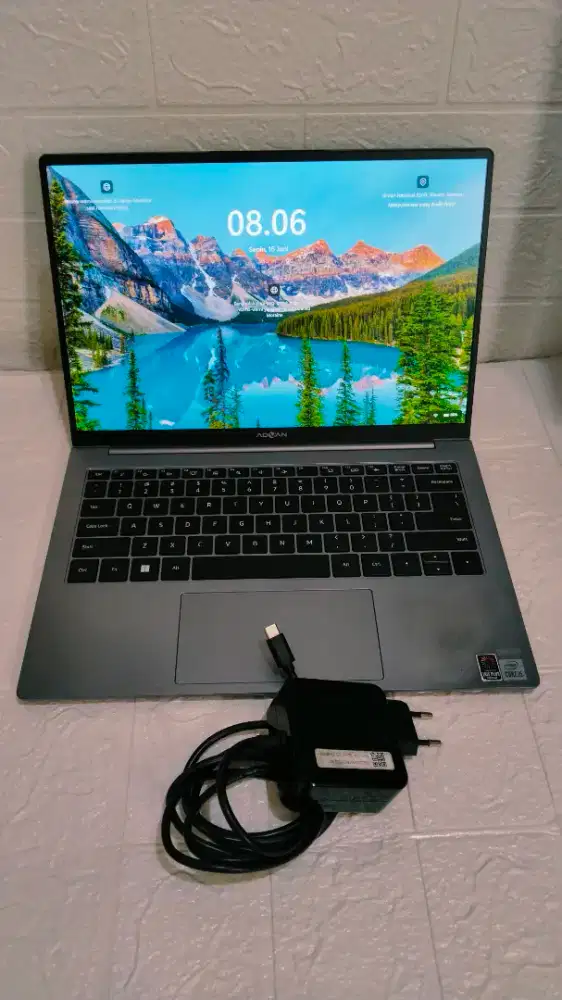 Advan laptop bekas workpro i5 14inch, 8gb 256gb warna gray