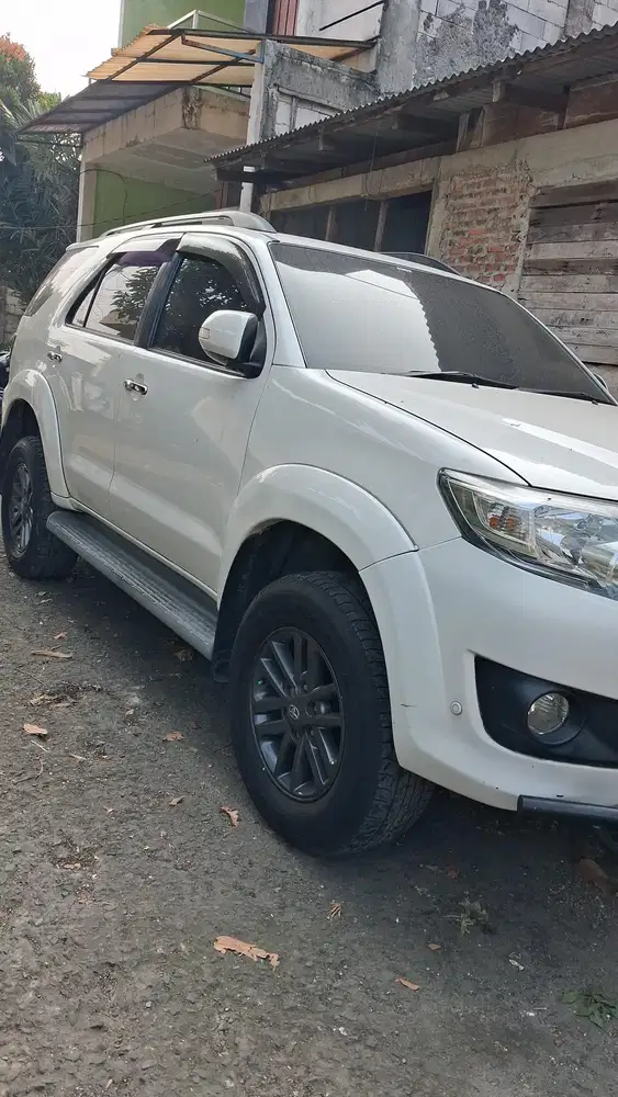 Toyota Fortuner 2012 Bensin