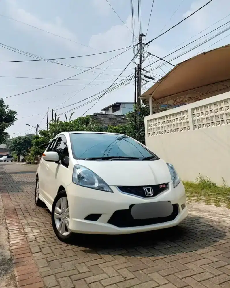 HONDA JAZZ RS 2009 MATIC