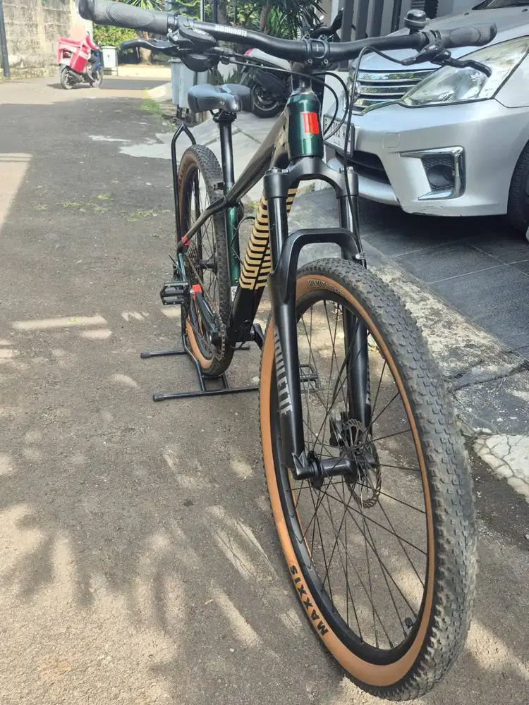Sepeda Gunung Dominate A-One Base 29