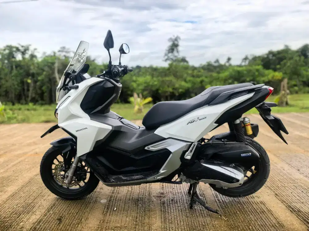 Honda ADV 160 Body Mulus Mesin Halus Rasa Mesin Baru Harga Murah