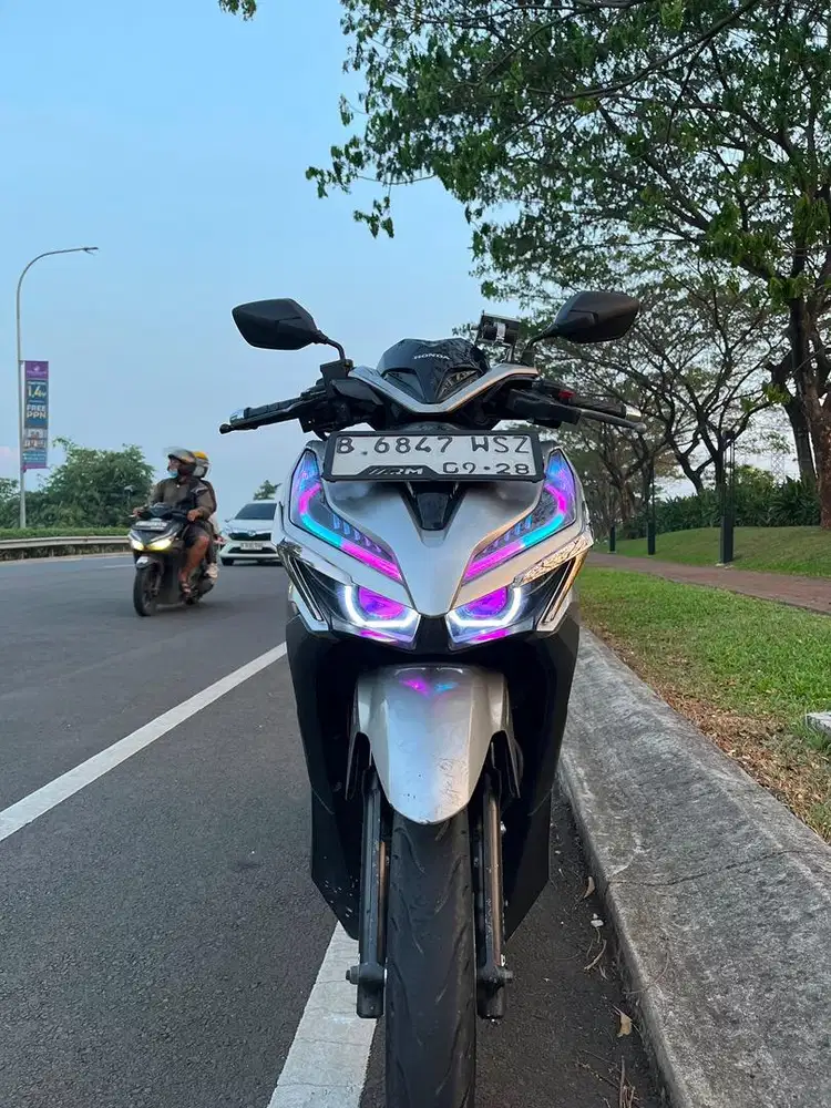 Vario led new 150 silver