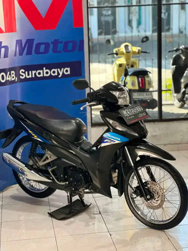Honda Revo Fit Fi 110cc Thn' 2022 Km 10Rb Anugerah Motor Pucang