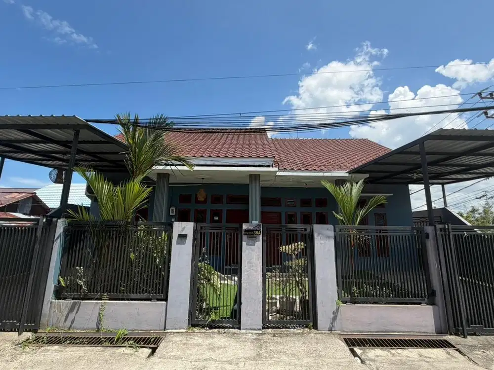 Di kontrakan rumah nyaman d batakan