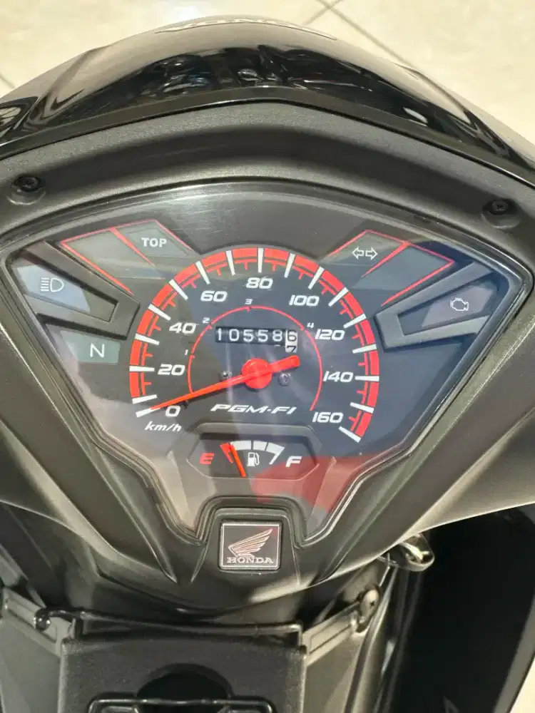 Honda Revo Fit Fi 110cc Tahun' 2022 Km 10Rb Anugerah Motor Pucang