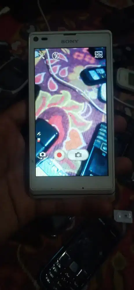 Dijual Sony Xperia L c2105 nyala fungsi sinyal blm tes minat pm