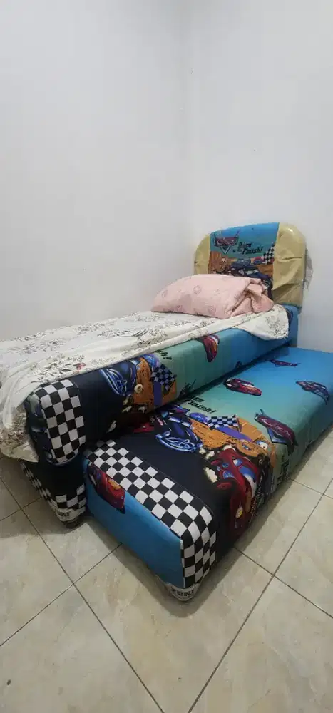 Tempat tidur anak spring bed dobel kasur sorong atas bawah