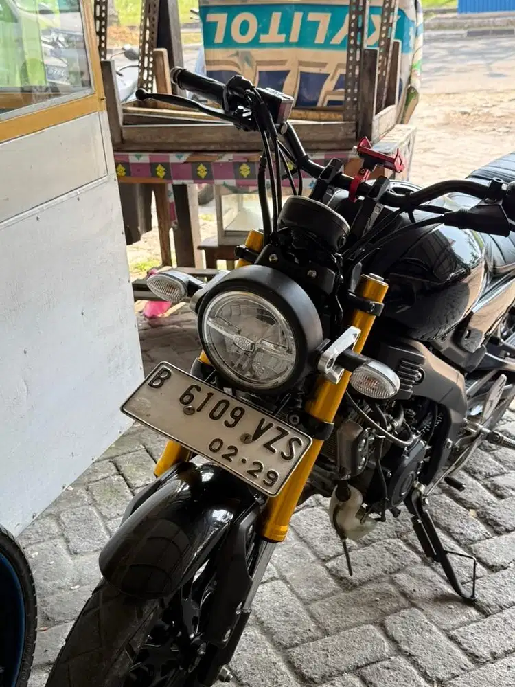 Dijual cepat Yamaha xsr 2024 tangan pertama