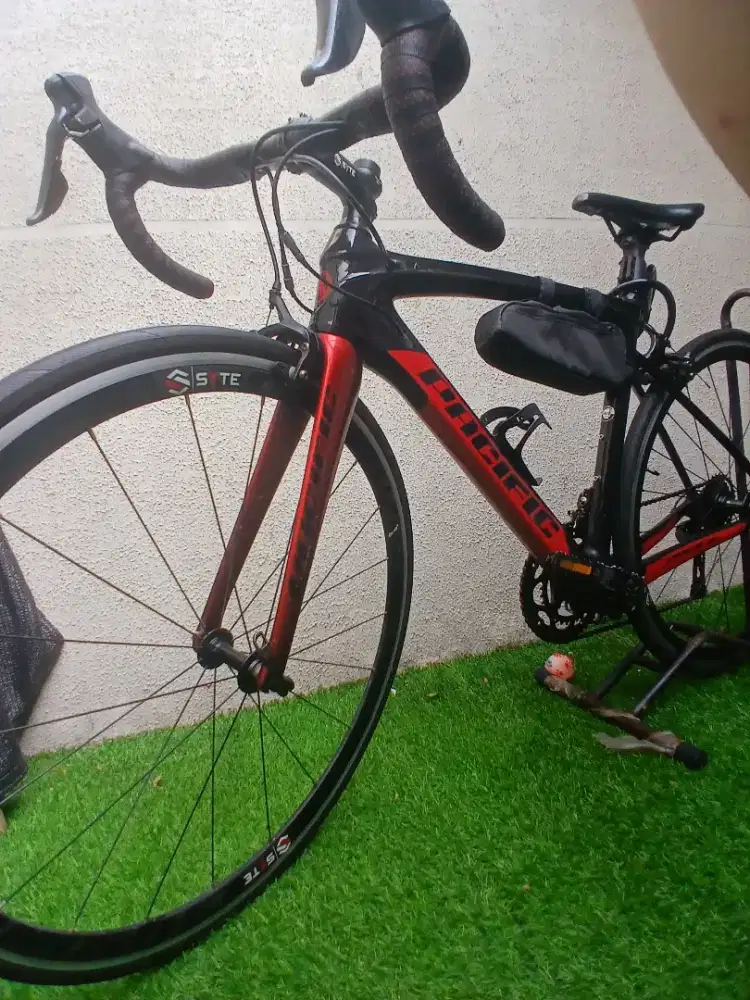 Roadbike Black-Red Pacific Premiun 3.0 Simano Sora 2x9 speed