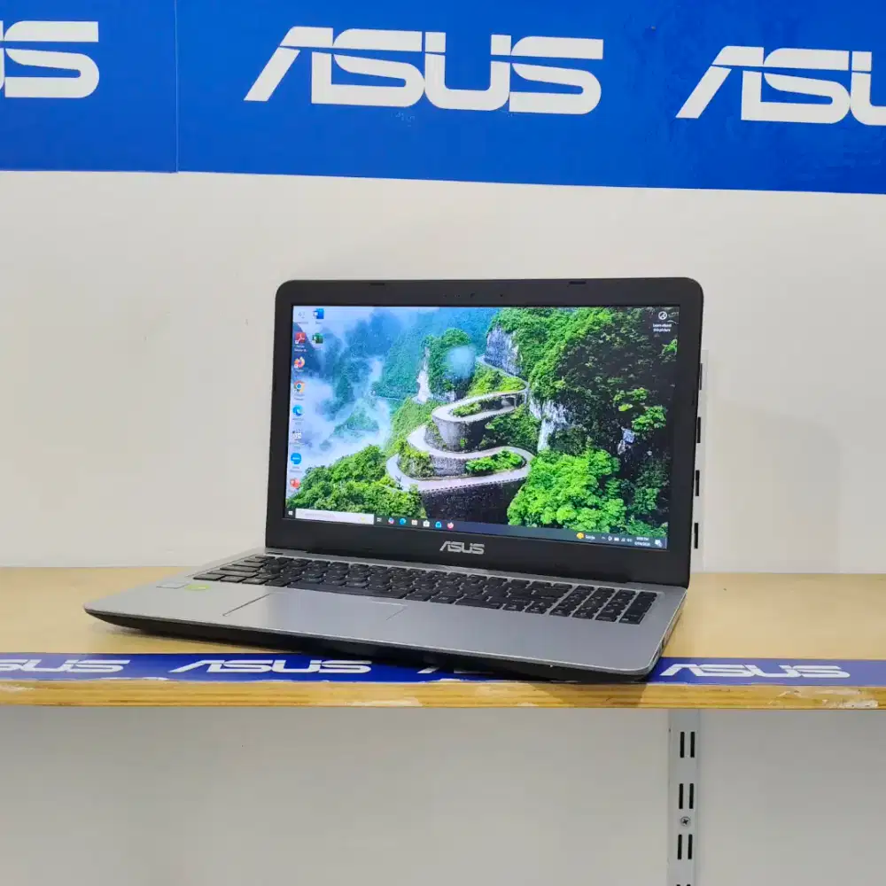 Laptop Second ASUS A556UQ Core I5-7200U (8GB/SSD 512GB)