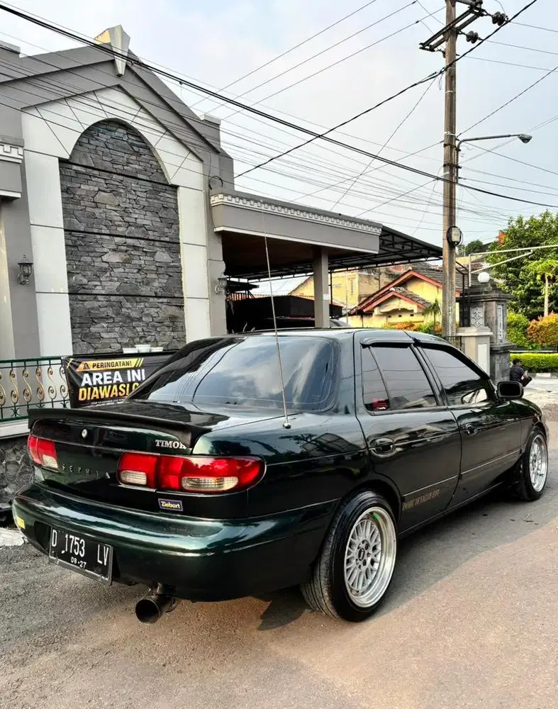 Mobil Timor Kia Sephia DOHC 99 Kondisi OK Tinggal Gas