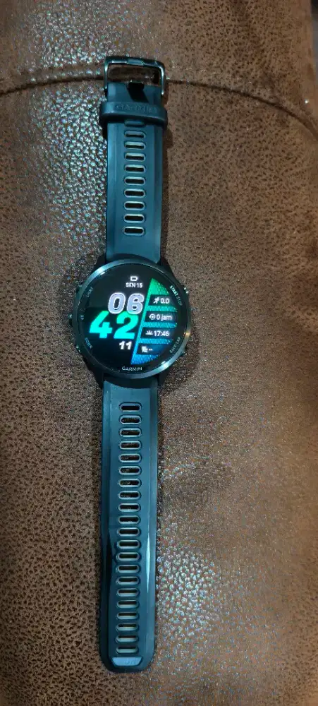 Garmin Forerunner 970 edisi jarang pakai