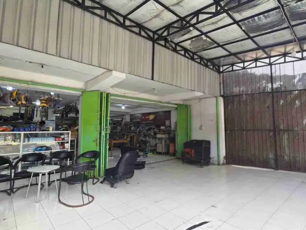 Ruko Siap Pakai Lokasi Dekat Pelabuhan di Hasanudin Semarang Utara