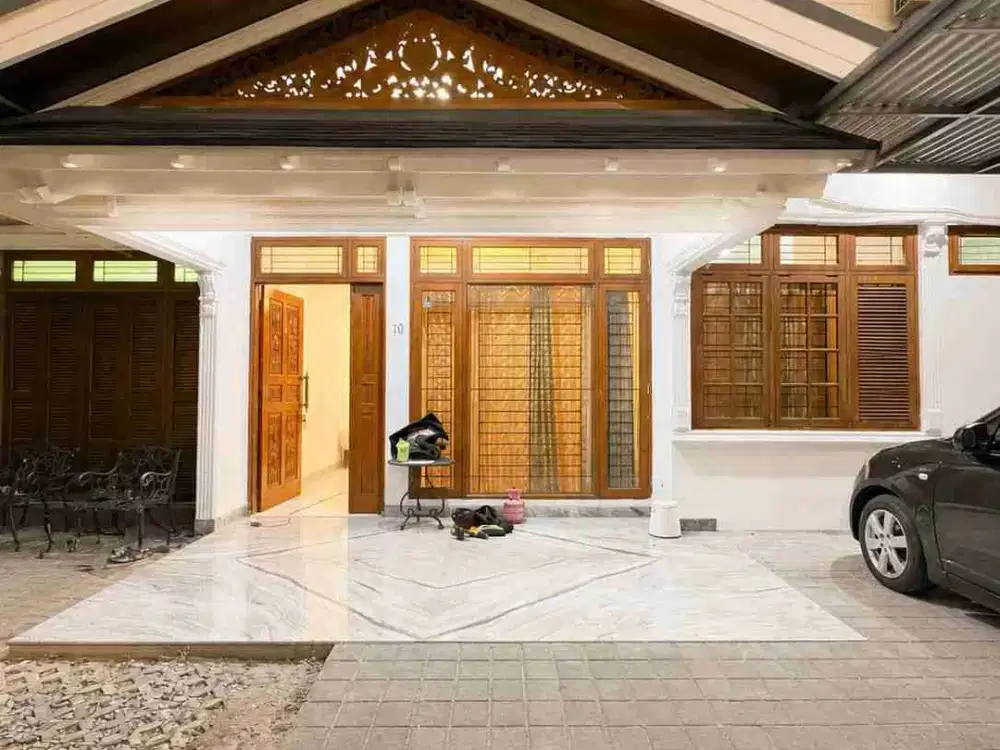 RUMAH CANTIK BLOK M AREA KEBAYORAN BARU