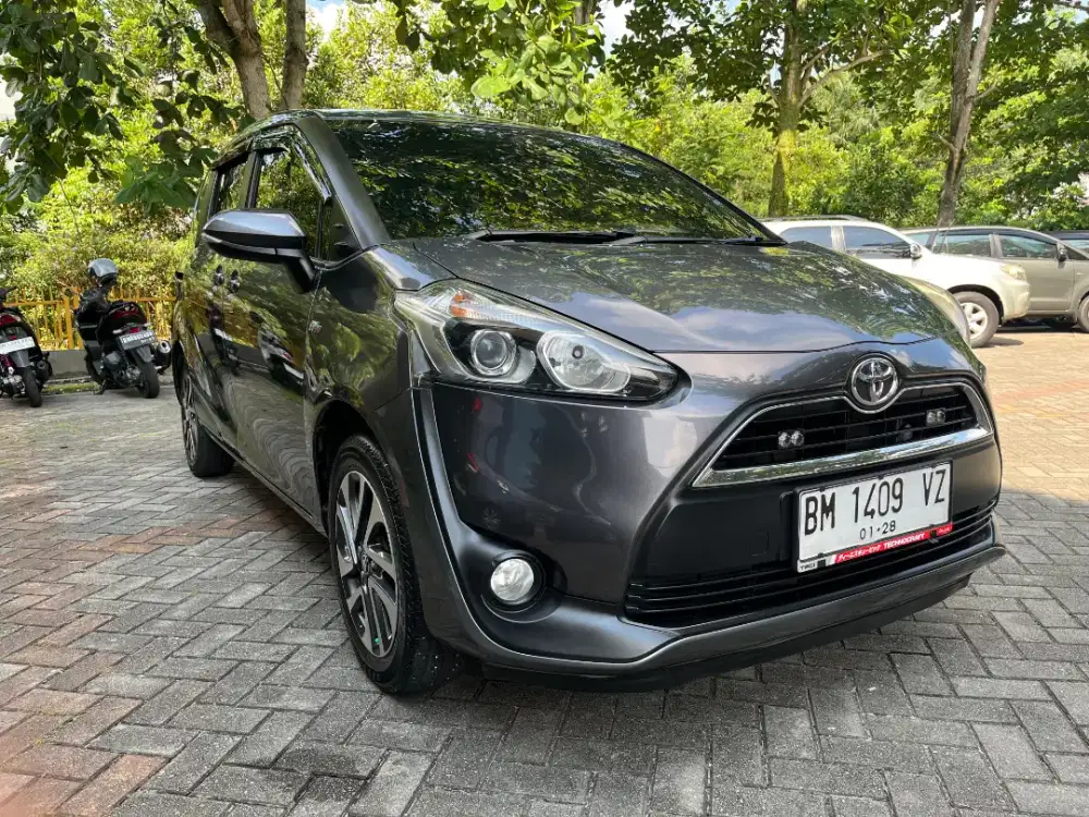 Sienta 1.5 V AT 2017 KM Low