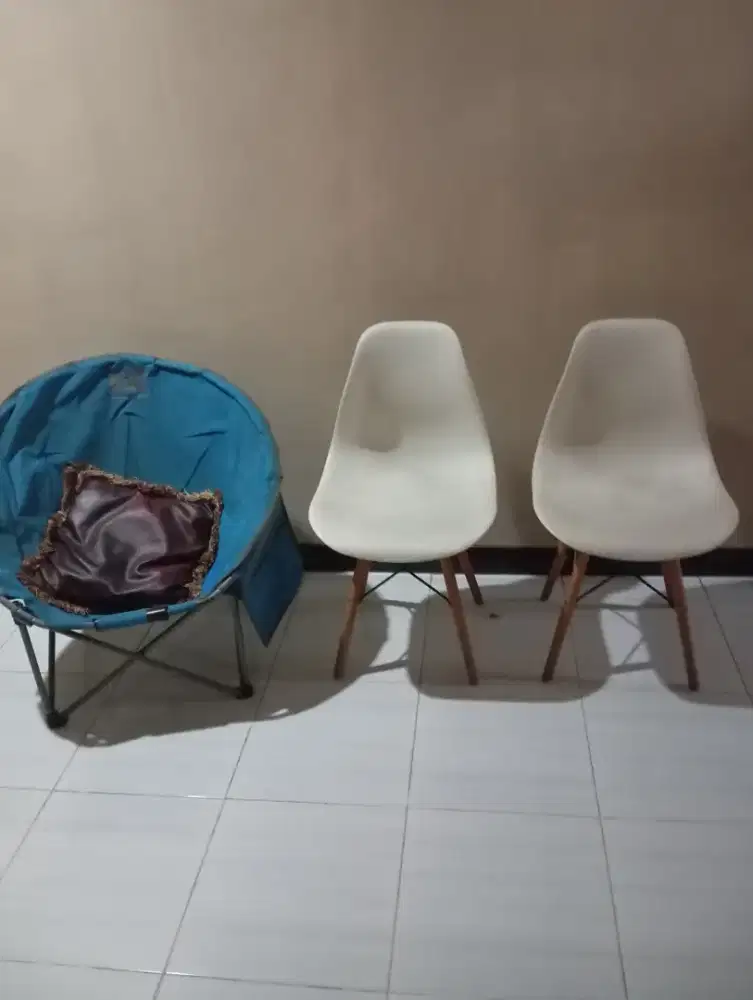 Kursi ikea + kursi lipat camping