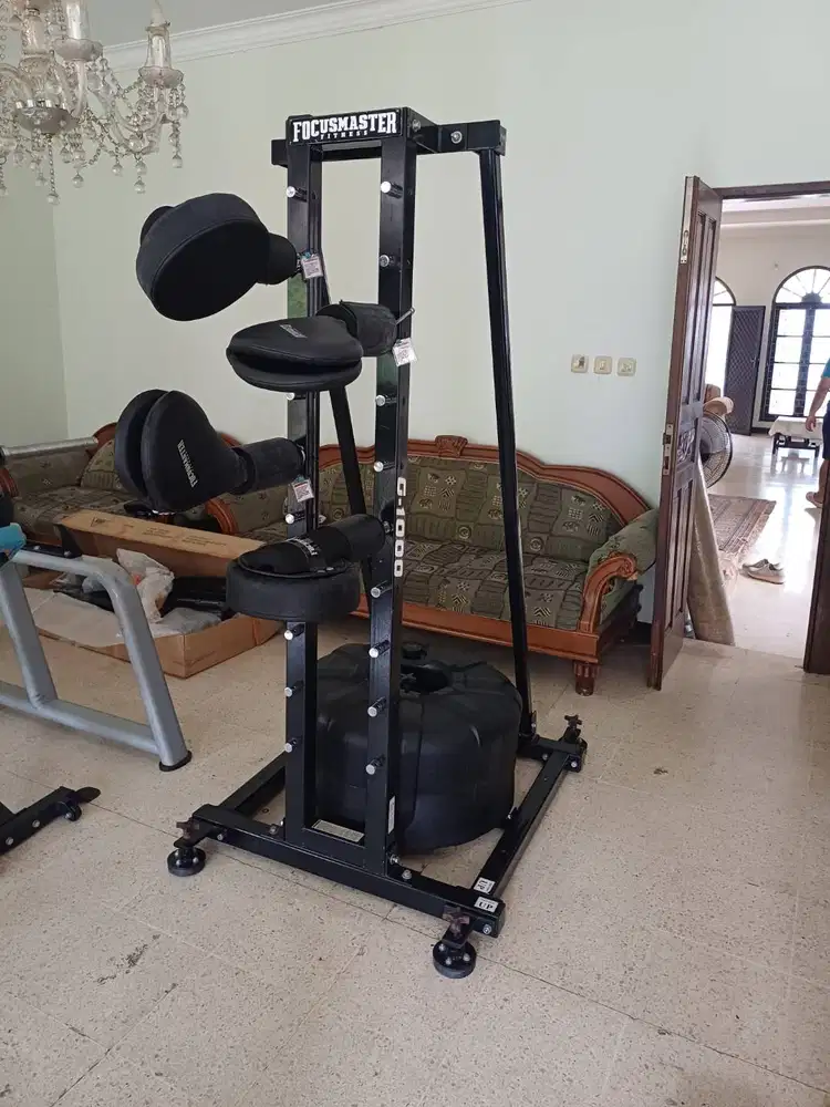Alat Fitness Tinju / Martial Arts : Focus Master G-1000 with Floor Sta