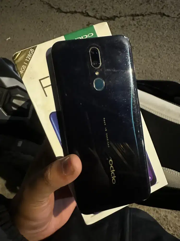 OPPO F11 4/128GB