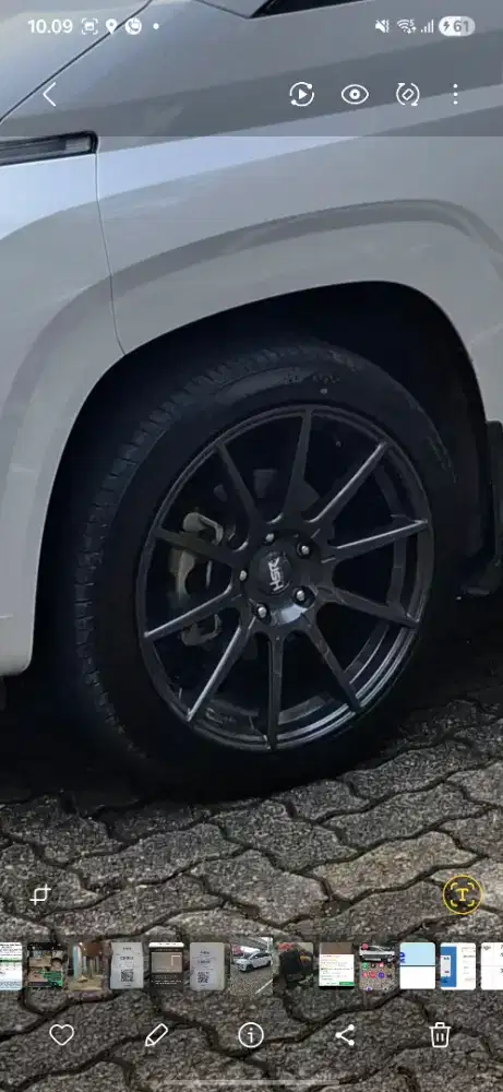 Velg hsr r18 dan ban 225/45r18
