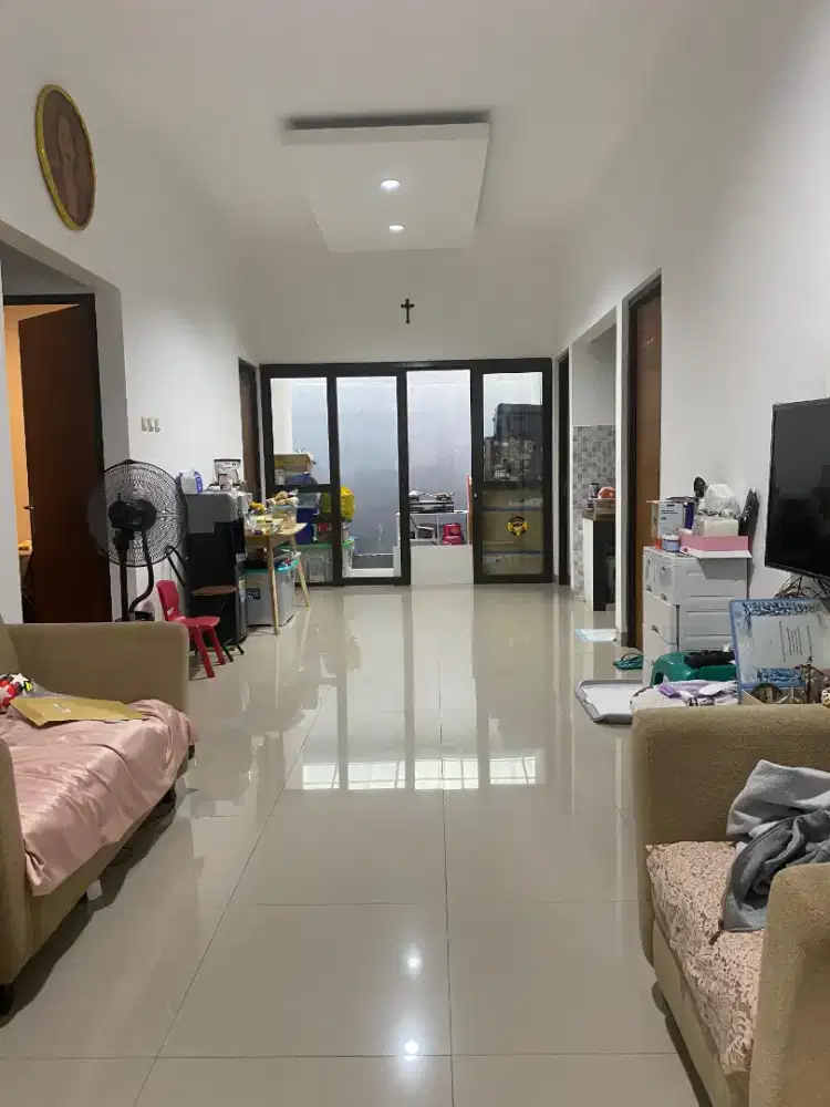 Rumah tinggal sekitar jalan H.Nawi Kebayoran Baru Jak-Sel