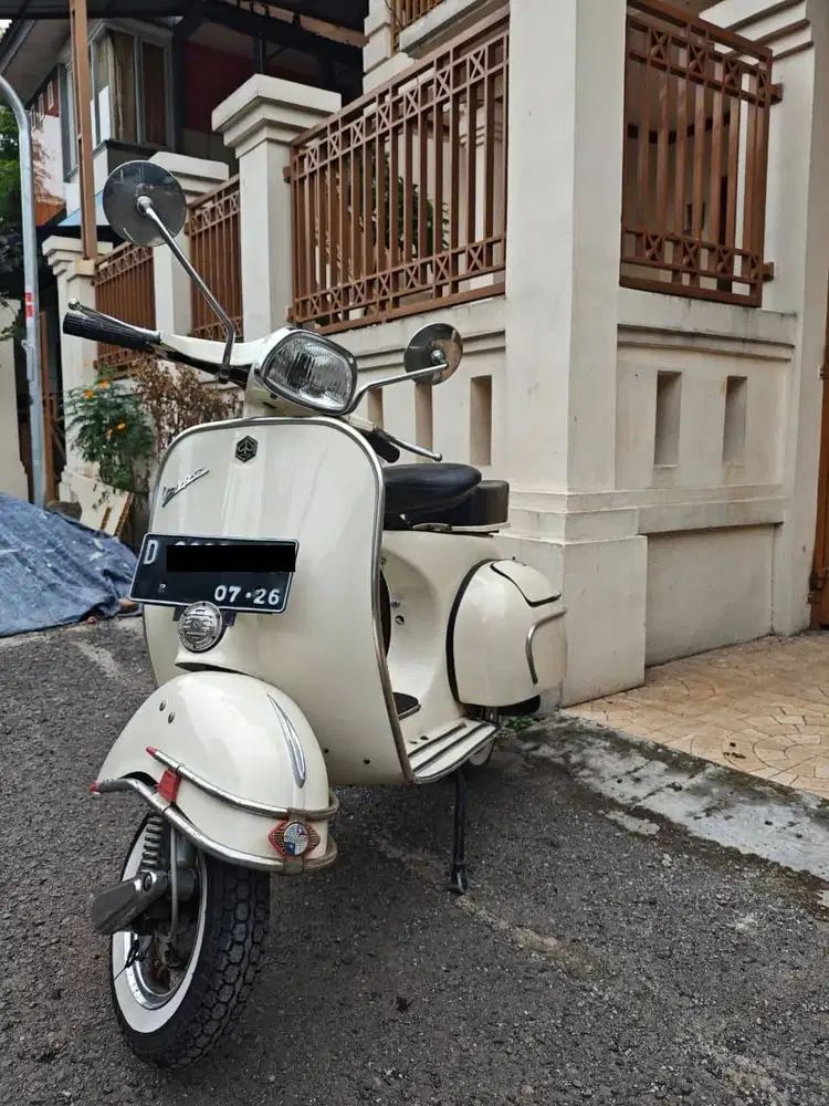 Jual santai Vespa Super tahun 78