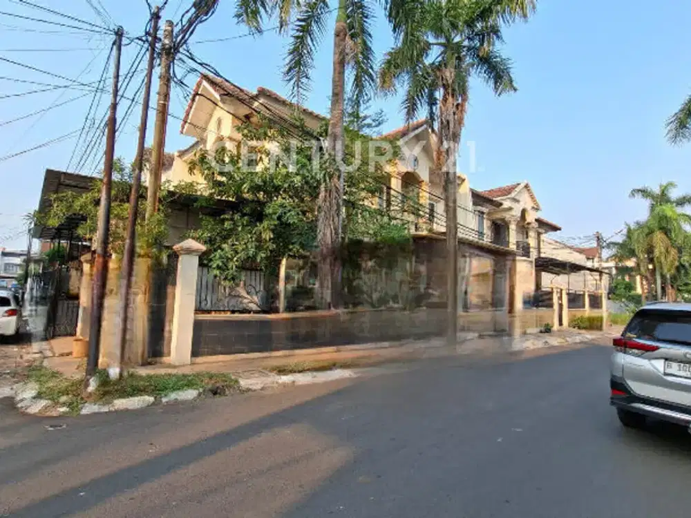 Rumah Hoek  Citra 5 Bgn 2 Lantai High Ceiling Rapi Dan Siap Huni