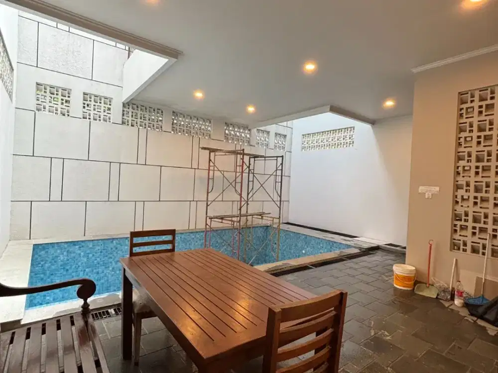 DIJUAL / DISEWA RUMAH MEWAH BRAND NEW DI ALAM SUTERA ADA PRIVATE SWIMMING POOL