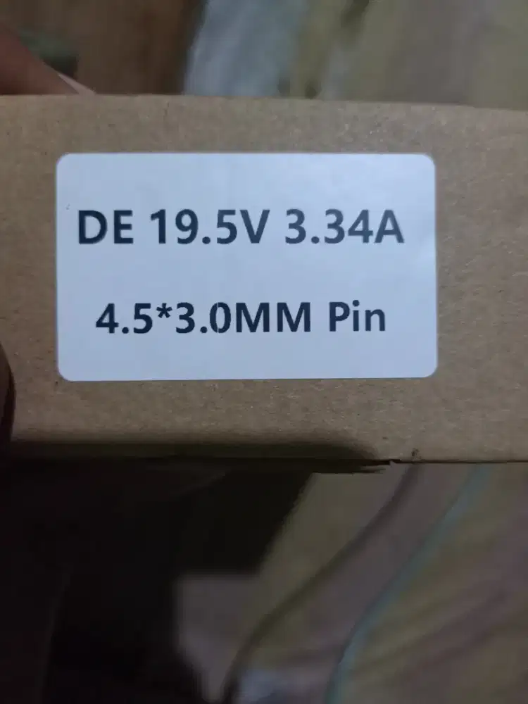 Adaptor dell 65w ukuran pin 4.5 x 3.0mm pin