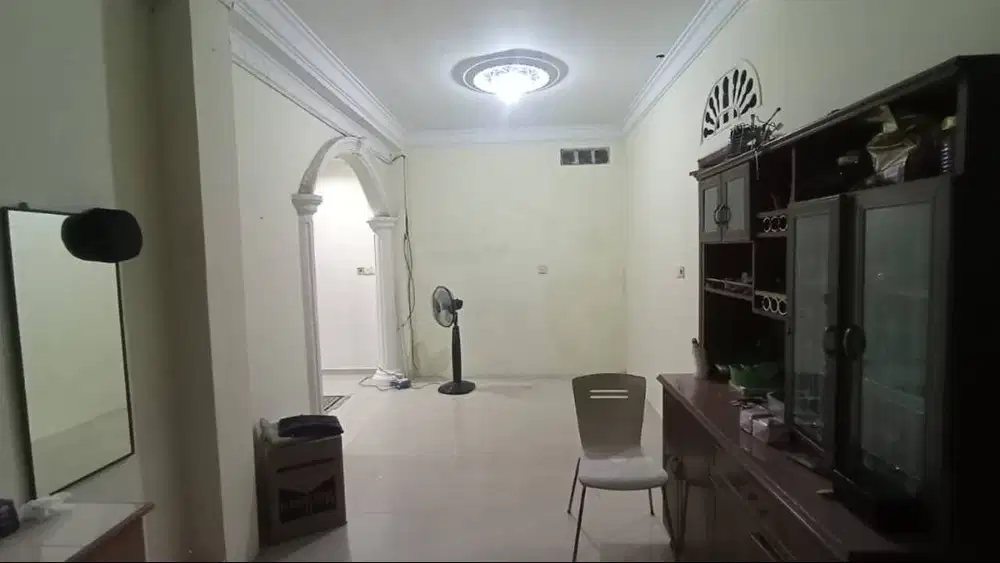 Kost 2.5 Lantai Dekat Grand Mall, BCS Mall Dekat Pasar Penuin Baloi