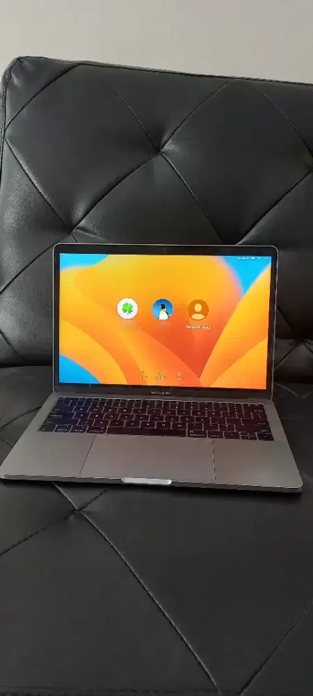 Macbook pro 2017 slim 13 inch