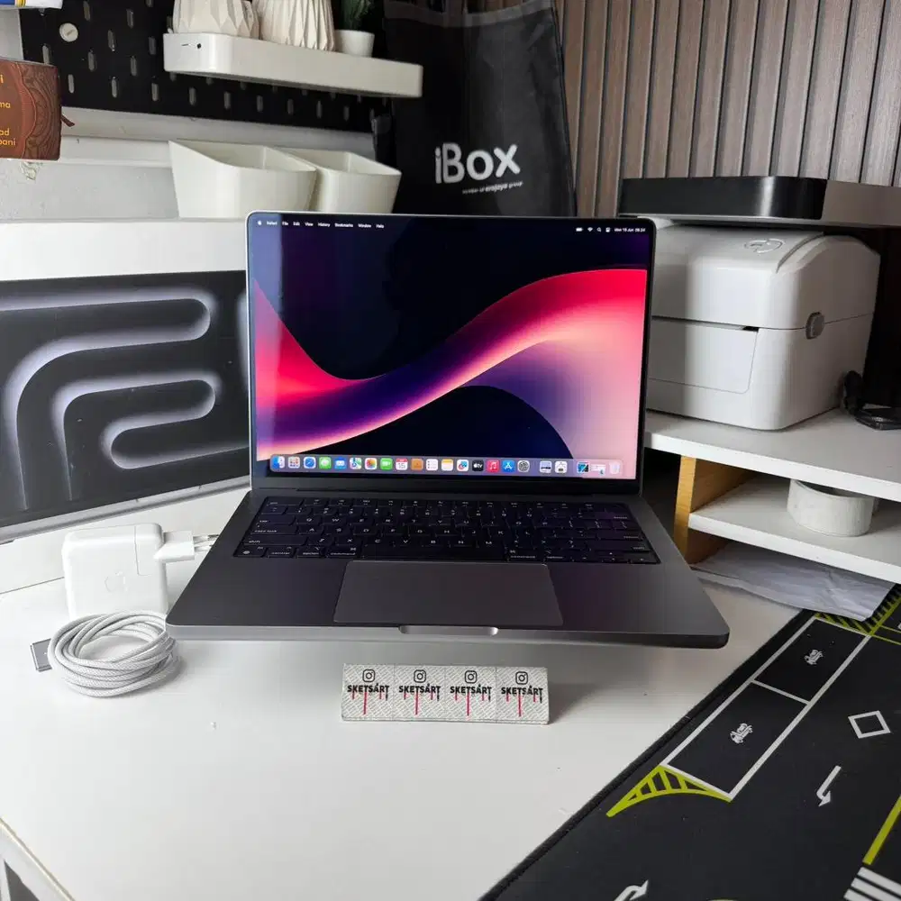 MacBook Pro M3 iBox Spacegray 8gb 512gb Battery Health 96%