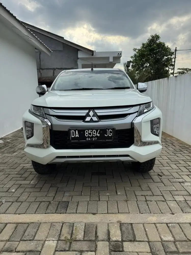 Mitsubishi Triton GLS DC 4x4 Diesel Manual Tahun 2022