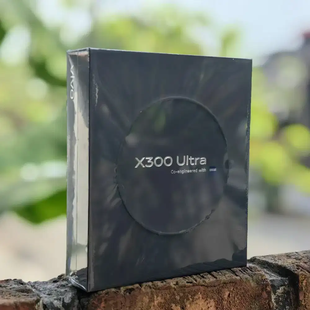 Vivo X300 Ultra 16/512 BNIB Garansi 2 Tahun